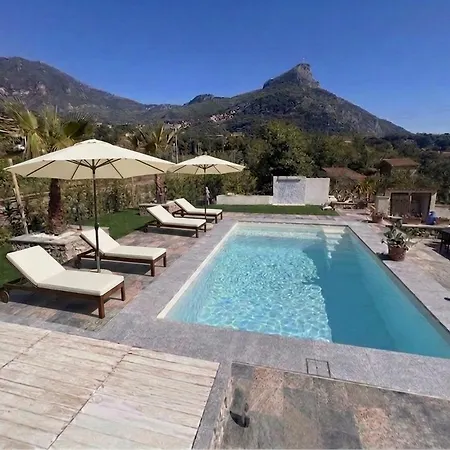 Paradise House *